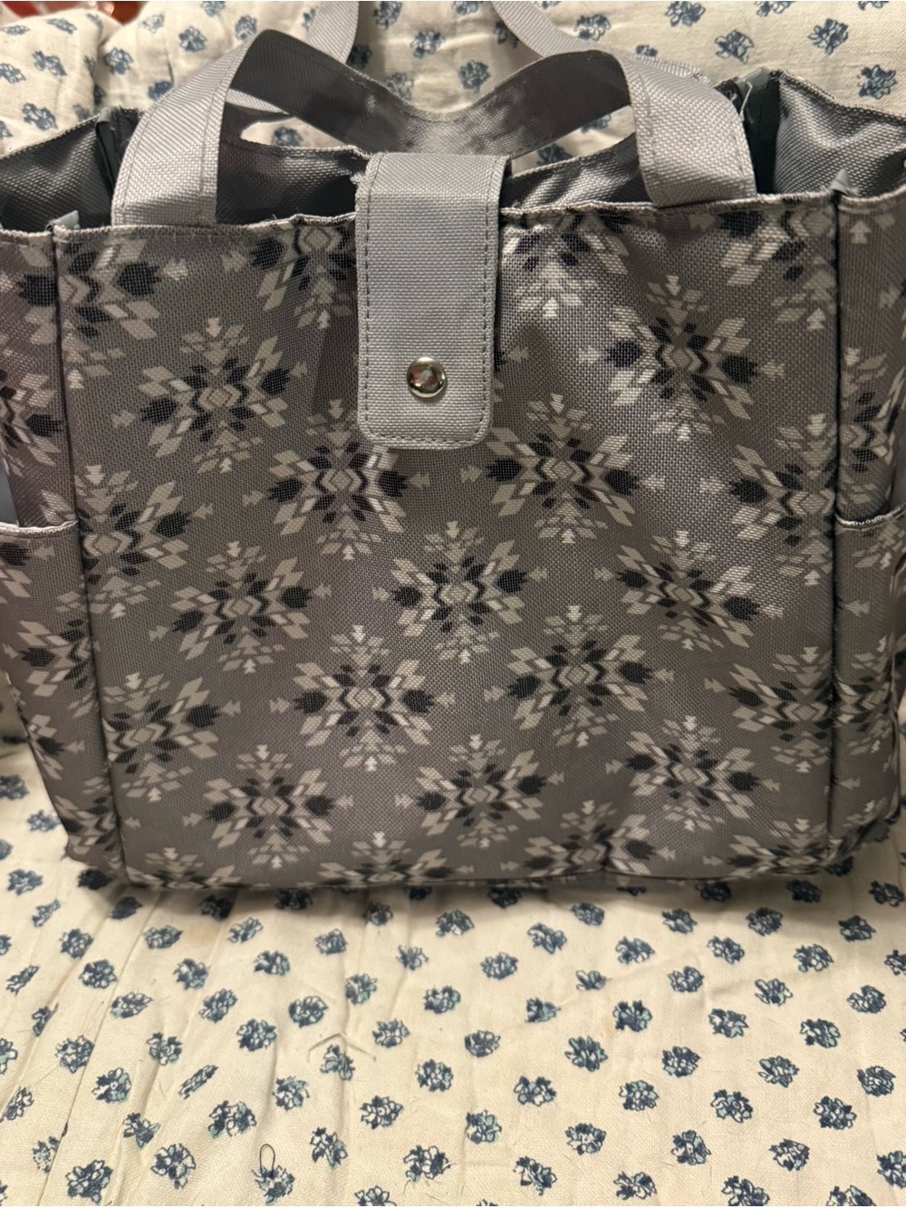 Source Unknown Gray Snowflake Organizer Tote with Snap Tab